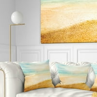 Designart Summer Beach kilátás finom arany homokkal - Modern Seascape Dobás párna - 16x16