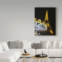 Védjegy képzőművészet 'Eiffel-torony körhintával' vászon művészet Jessica Putnam